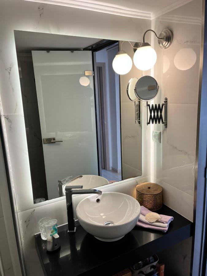 Blue Elegance City Center Heraklion Apartment 외부 사진